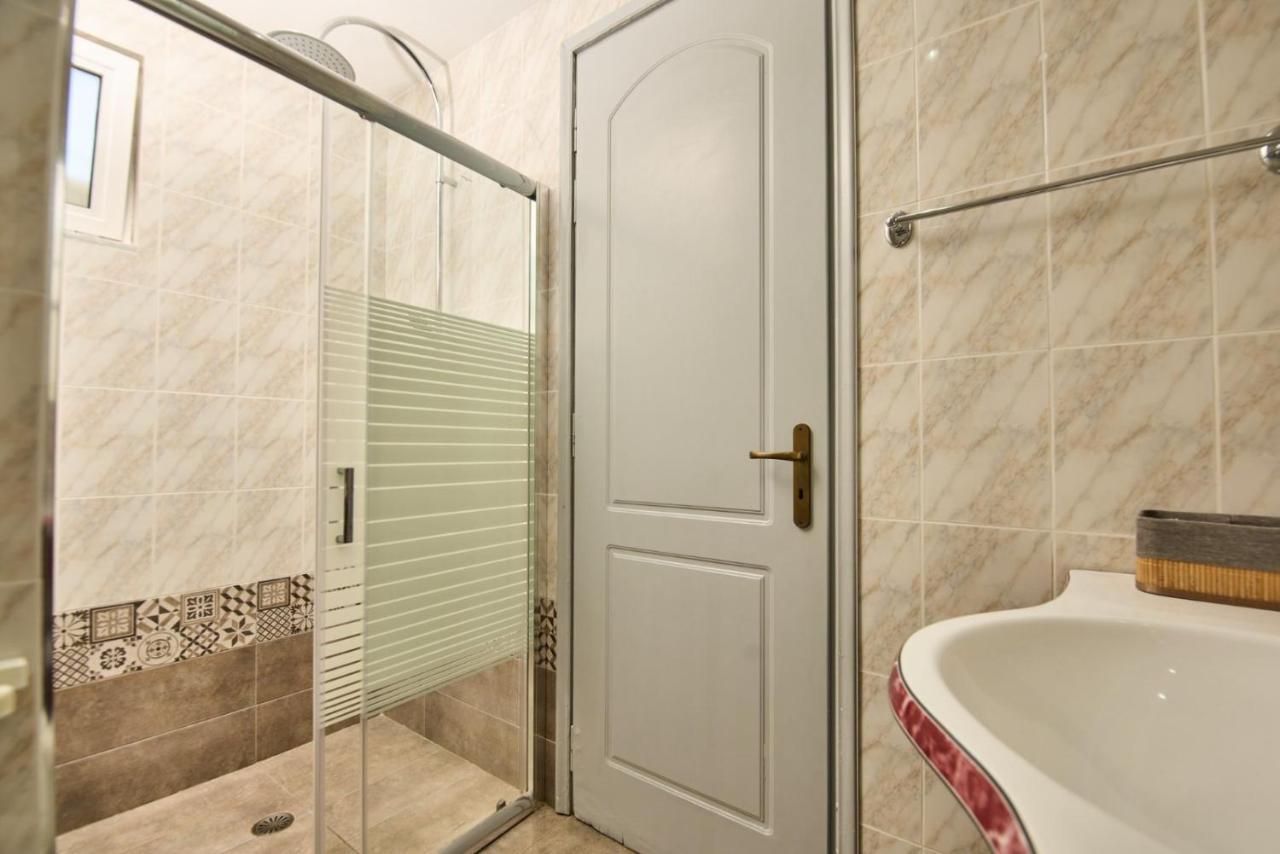 Ostria Apartments Kalamákion Екстериор снимка