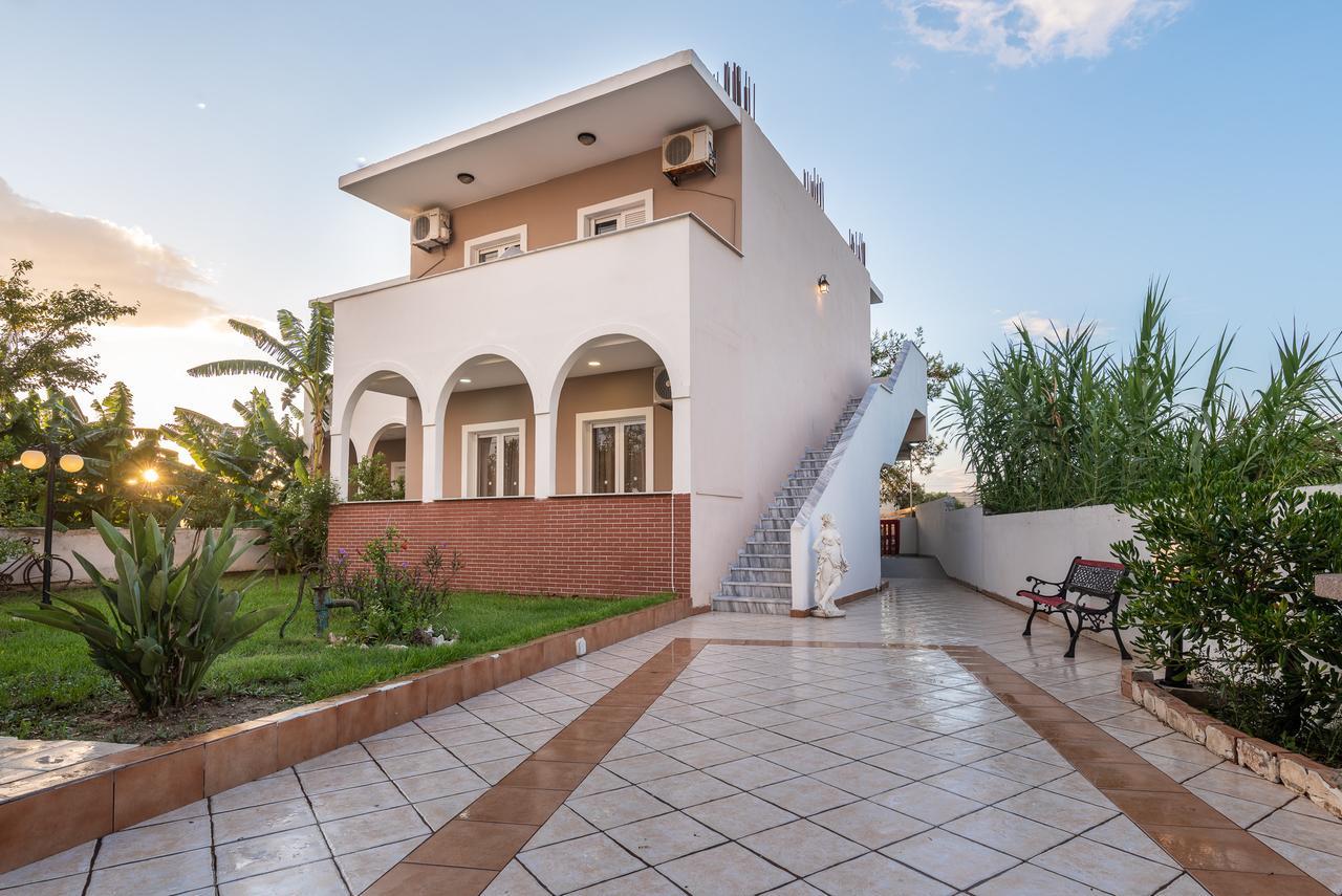 Ostria Apartments Kalamákion Екстериор снимка
